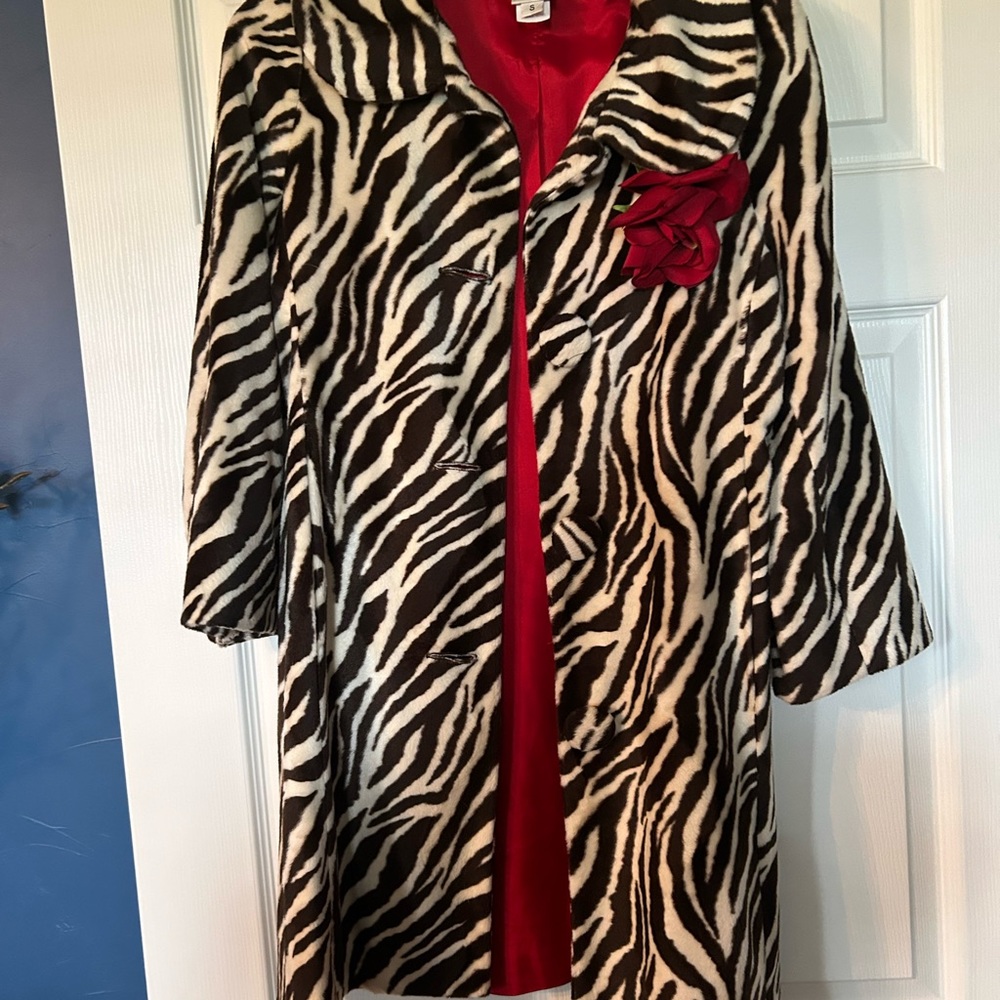 STATEMENT PIECE!! Ivy Jane zebra-print coat, with red trim. Sure to turn heads!